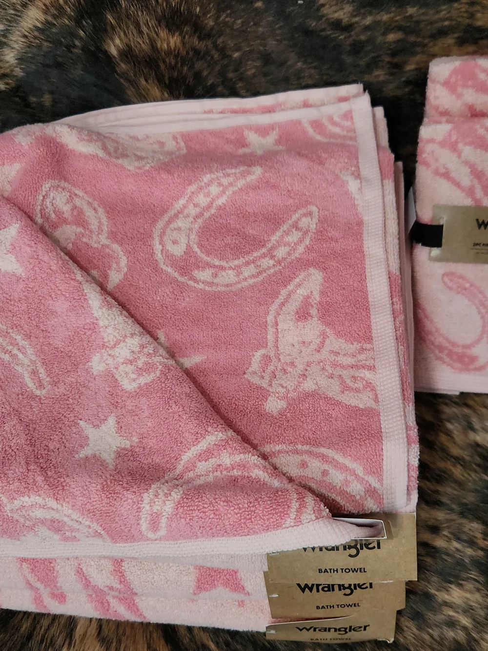 Wrangler Pink Western Towel Set
